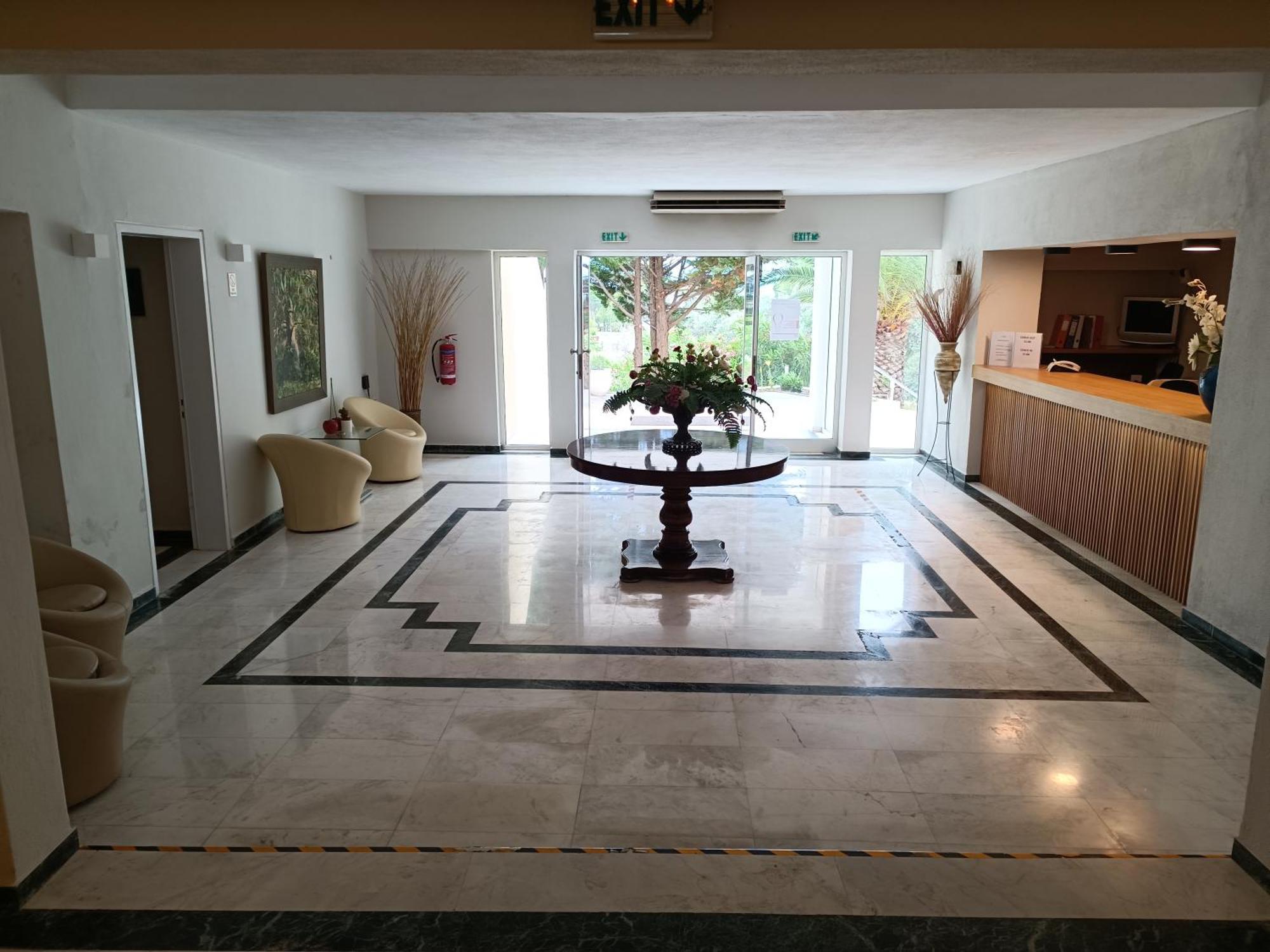 Kanapitsa Mare Hotel Екстер'єр фото